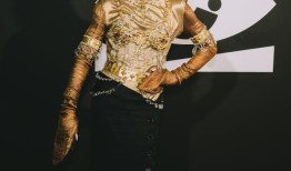 Look Book：时尚在卡巴莱首演之夜的表演