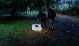 美国调查人员正在调查波音737 MAX的面板是否正确固定