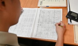 认识一下SAF的音乐家，他们因为中学乐队的经历而签约