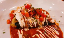 达芙妮在美食方面的秘密已经传开了