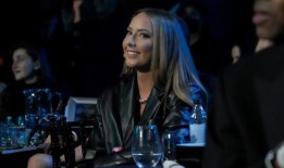 艾米纳姆的女儿海莉透露了为什么她很难听父亲的歌