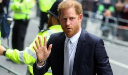 哈里王子的警察保护诉讼失败，纳税人损失50多万英镑