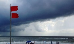 阿拉巴马州的双红旗今天关闭了海滩，可能在周三和周四