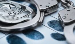 霍姆伍德警方的秘密儿童性交易，联邦调查局将6名男子送入监狱