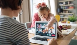 亲爱的Vicki：我员工的孩子经常打断工作会议，我该怎么做？”