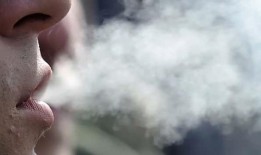 尤利娅·普京采娃在视频中为羞辱美国网球女孩道歉