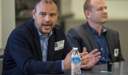 战场立法者提出了一项法案，将向减少租金或保持不变的房东支付费用