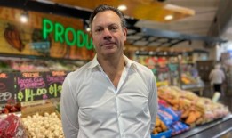 超市竞争加剧了卡斯尔梅因IGA所有者阻止伍尔沃斯在地区城镇开业的斗争