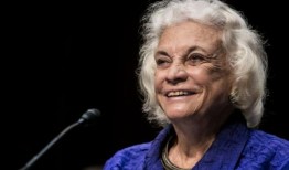 美国最高法院首位女法官去世