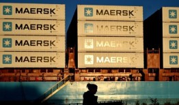 美军在红海击落弹道导弹，击毙袭击中的枪手