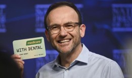 商界领袖抨击亚当？班特的过度利得税是“经济破坏”