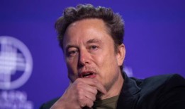 在OpenAI公布了埃隆·马斯克的电子邮件后，他放弃了诉讼