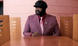 作为英国巡演的一部分，格雷戈里·波特在皇家阿尔伯特音乐厅演出了三晚