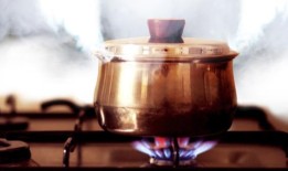 能源转型：为了实现2050年的排放目标，澳大利亚必须每天为500个家庭供电