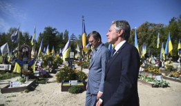 美国国务卿访问基辅期间，俄罗斯炮击东部造成16人死亡