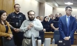 在科罗拉多州一家超市杀害10人的枪手被判终身监禁
