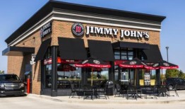 政治暴力是美国历史的一部分让我们来看看过去对总统和候选人的攻击