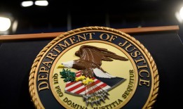 美国司法部指控俄罗斯支持的电视网络撰稿人违反美国制裁和洗钱