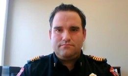 国家安全局消防队长质疑缺乏紧急支援，最近的洪水警报延迟