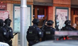 悉尼购物中心发生持刀袭击，5人死亡，嫌疑人被击毙