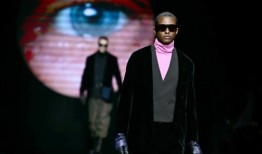 阿玛尼的男装集优雅与淡然于一身