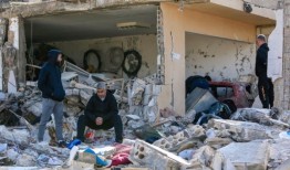 以色列国防军轰炸加沙中部，黎巴嫩的战斗加剧