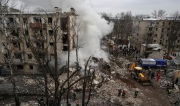 舒默：如果参议院不通过新的援助法案，“乌克兰将沦陷”