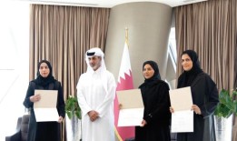 育儿研究比赛得奖者获颁荣誉