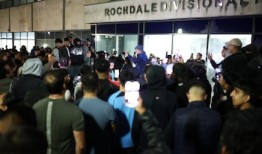 曼彻斯特机场：安迪·伯纳姆警告抗议者不要利用事件达到“政治目的”